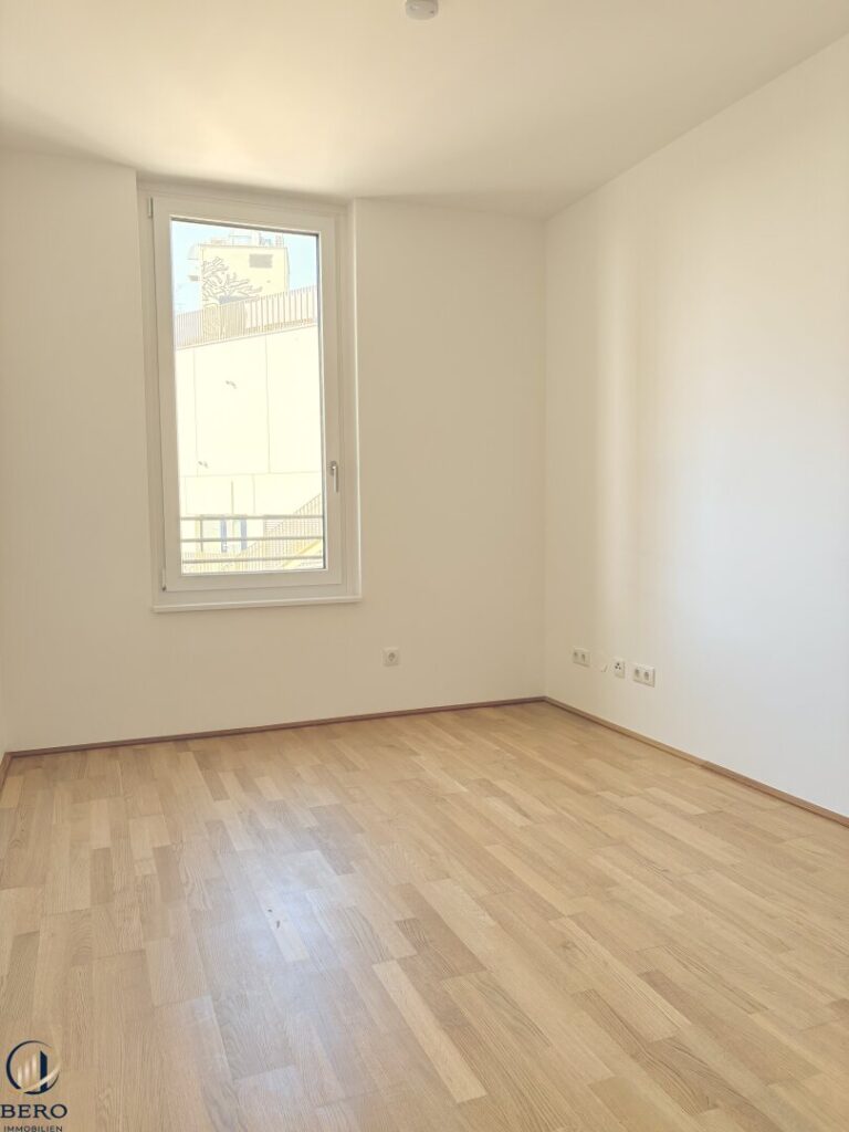 Wohnzimmer Richtung Fenster