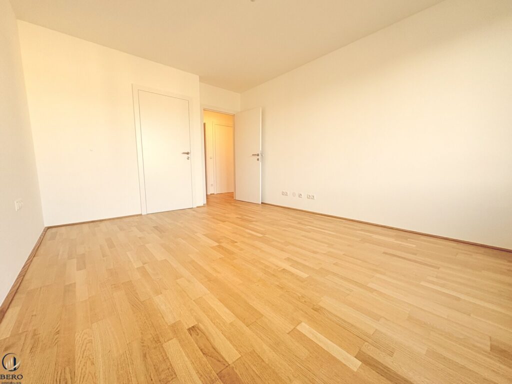 Masterbedroom Richtung Badezimmer