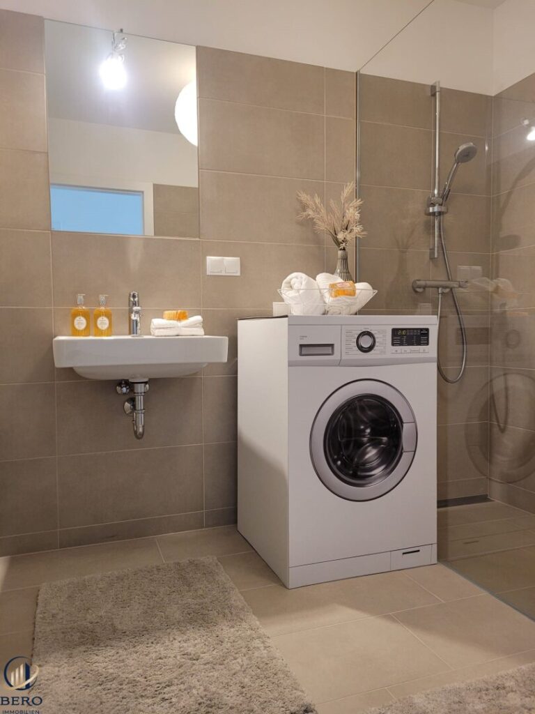 Bad mit Dusche