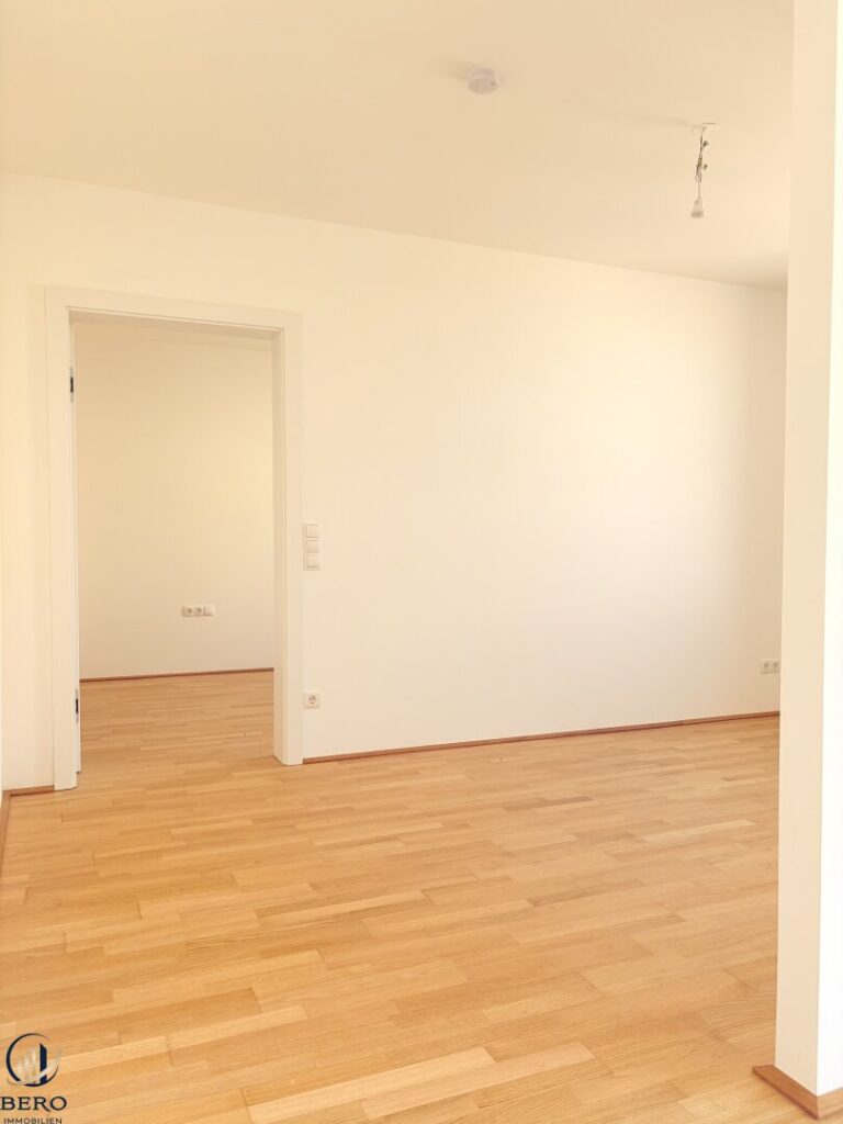 Wohnzimmer Richtung Schlafzimmer