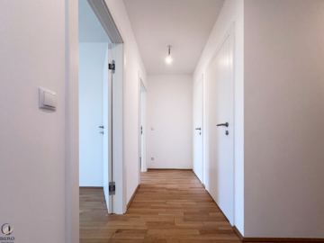 Vorraum - Fantastische 3-Zimmer-Loggiawohnung! Erstbezug! 2 Wohnhäuser in Bestlage – (nur) noch 15 Wohnungen in verschiedenen Größen frei! PROVISIONSFREI!