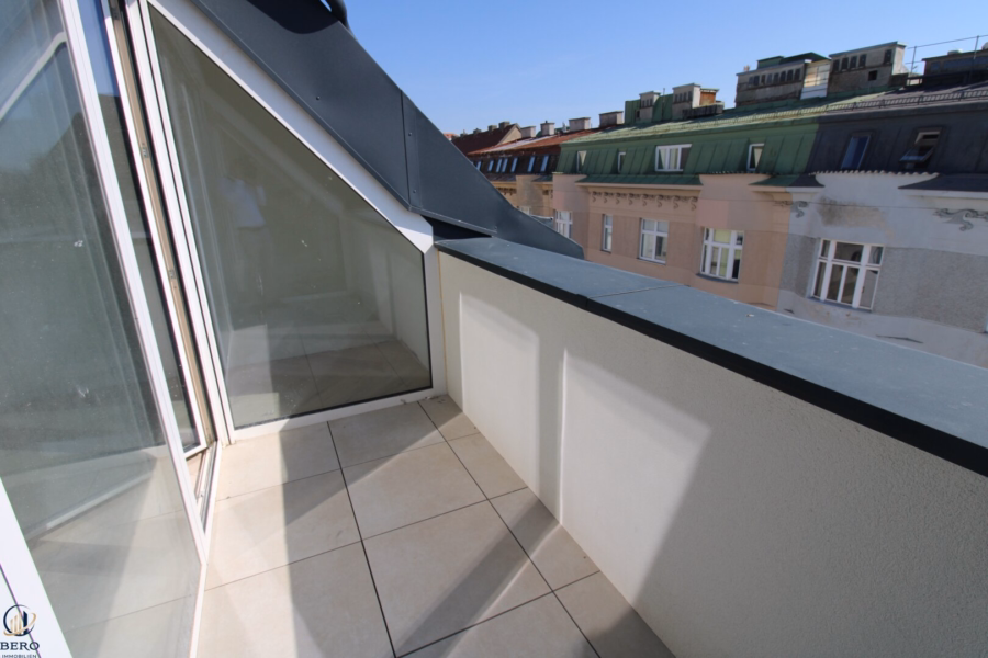 Titelbild - Urbaner Rückzugsort mit Weitblick – wohnen am Gruschaplatz mit Stil! Provisionsfrei!