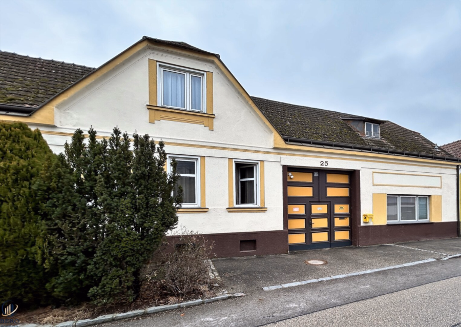 Titelbild - Gemütliche 3-Zimmer-Wohnung mit Innenhof in Langenschönbichl zu Mieten!