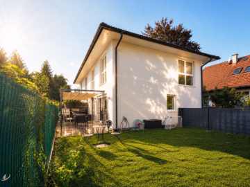 Exquisite Doppelhaushälfte in Langenzersdorfer Ruhelage! Baurechtsgrund mit 94 Jahren Laufzeit!, 2103 Langenzersdorf, Haus