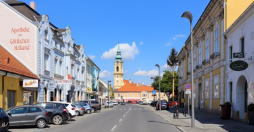 Hauptplatz Stockerau (Foto: C.Stadler/Bwag) - Helle 2-Zimmer-Wohnung mit großzügigem Wohnbereich